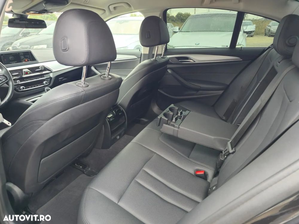 BMW Seria 5 520d AT - 8