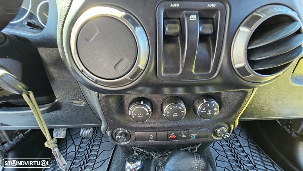 Jeep Wrangler 2.8 CRD MTX Sport 4L - 23
