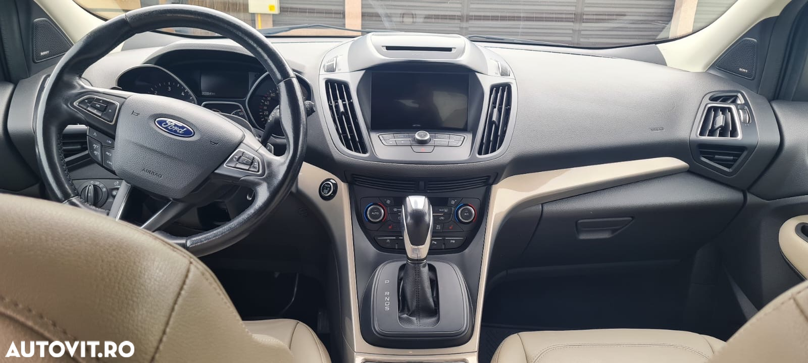 Ford Kuga 2.0 TDCi Powershift 4WD Titanium - 7