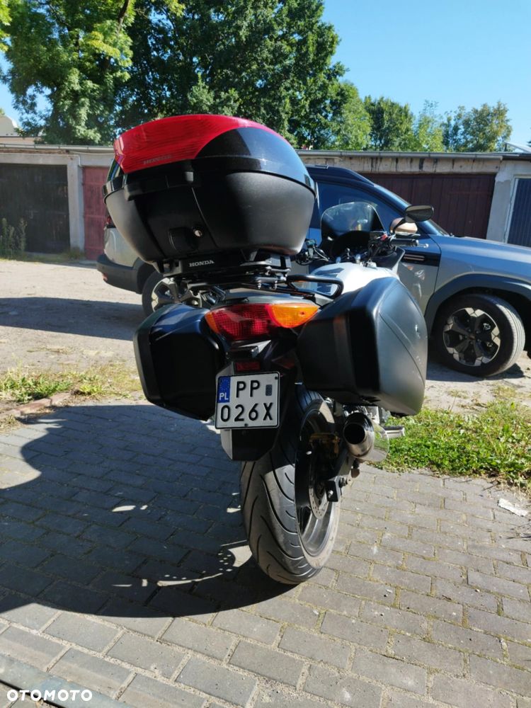Honda CBF - 2