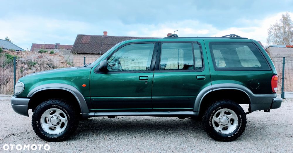 Ford Explorer 4.0 - 10