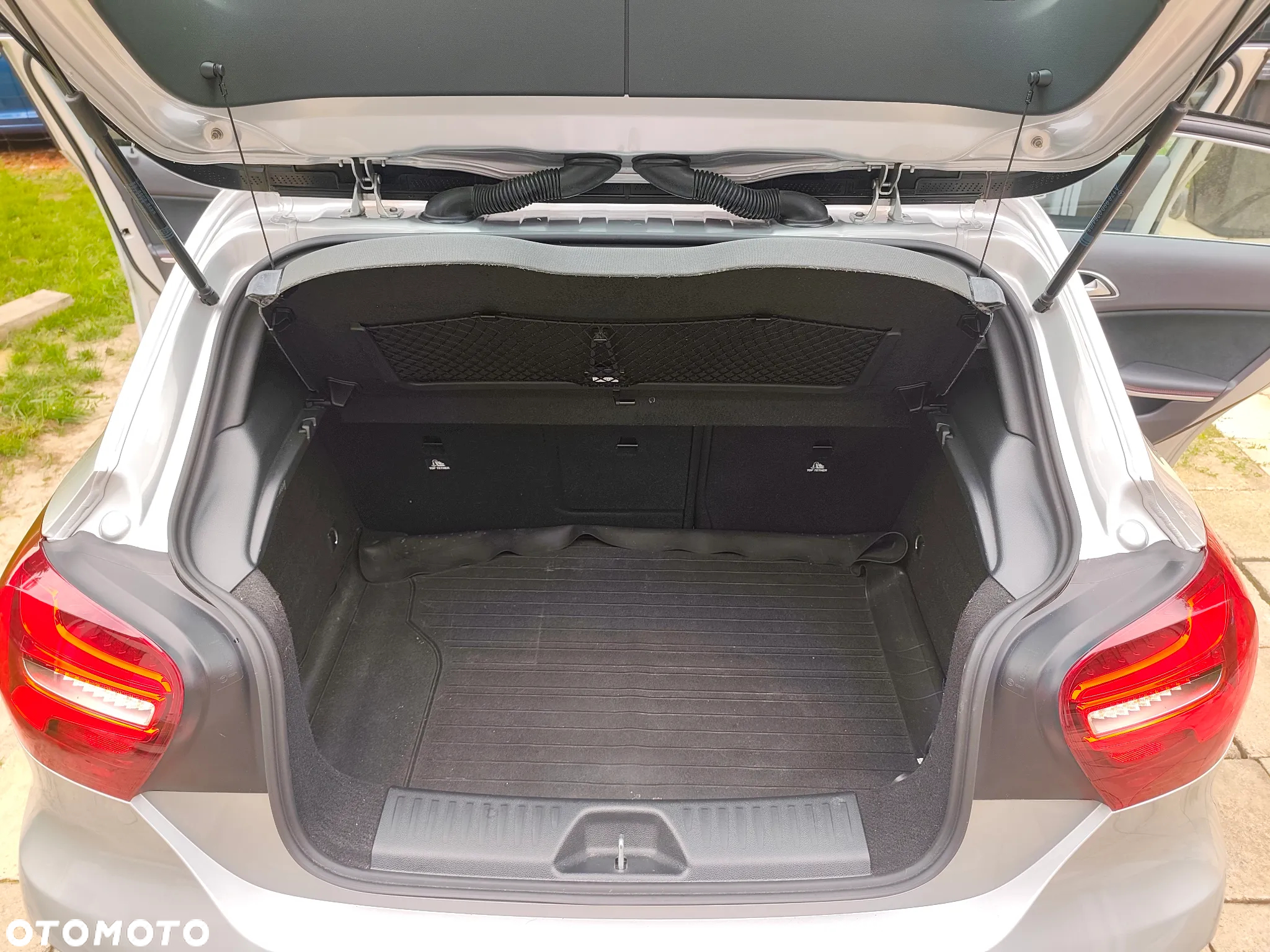 Mercedes-Benz Klasa A 180 CDI 7G-DCT AMG Line - 23