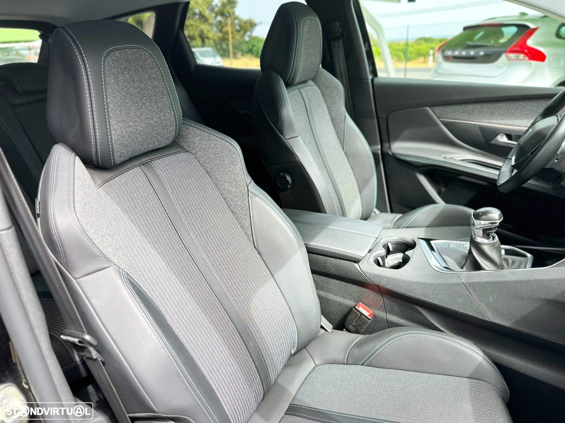 Peugeot 3008 1.5 BlueHDi Active Pack - 11