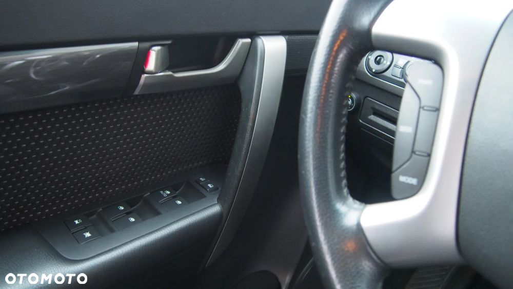 Chevrolet Captiva 2.4 2WD 7 Sitzer LS Family Edition - 10