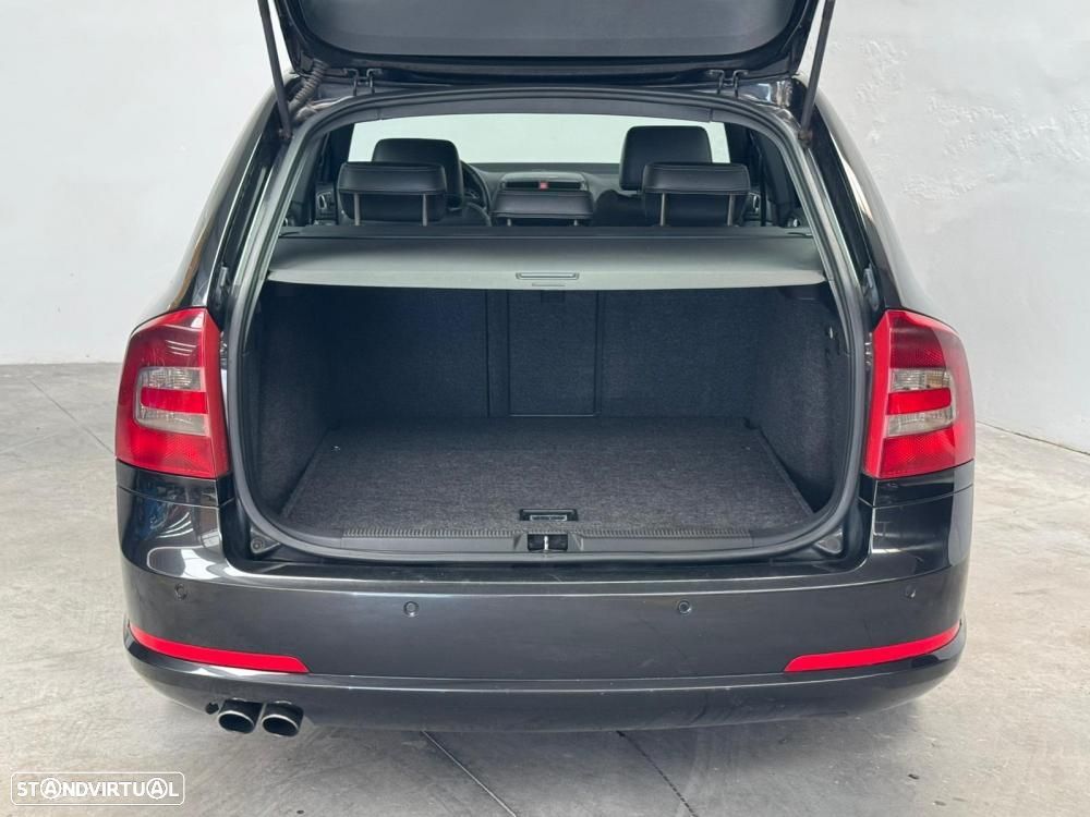 Skoda Octavia 2.0 TDI RS - 15