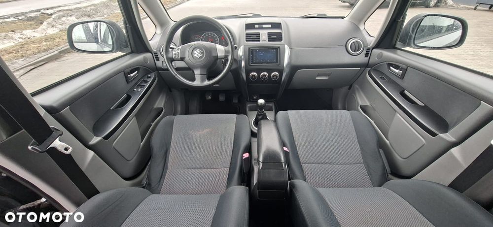 Suzuki SX4 1.6 VVT 4x2 Comfort - 10
