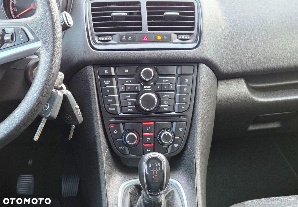 Opel Meriva - 9