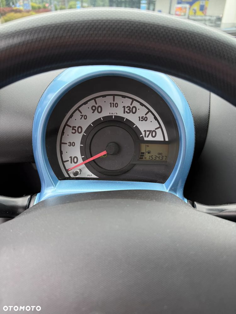 Peugeot 107 1.0 Urban Move - 6