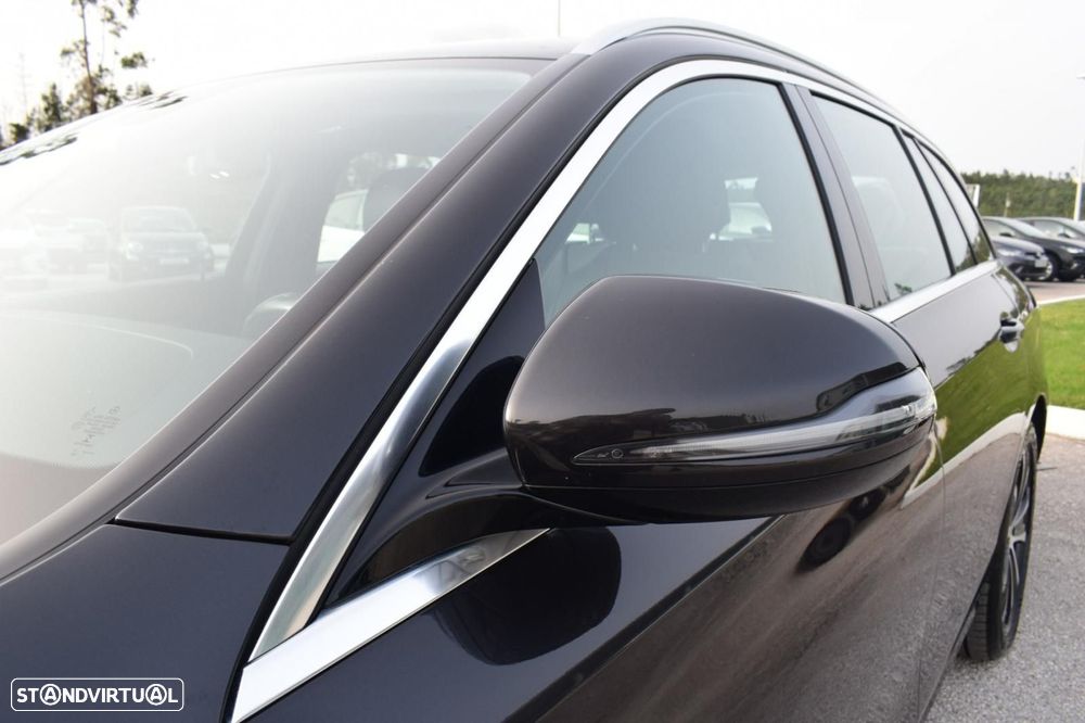 Mercedes-Benz E 300 de Avantgarde - 13