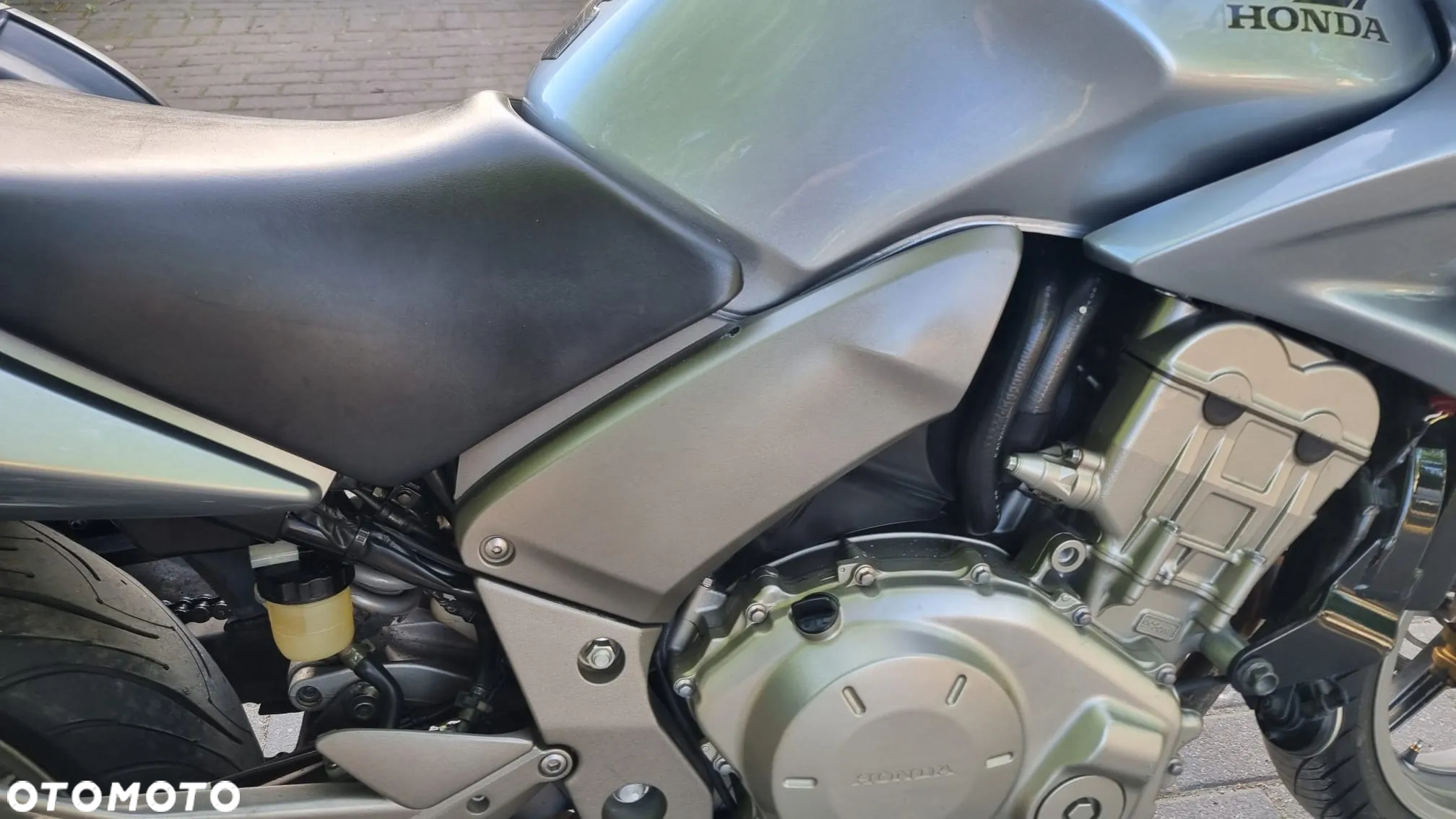 Honda CBF - 11