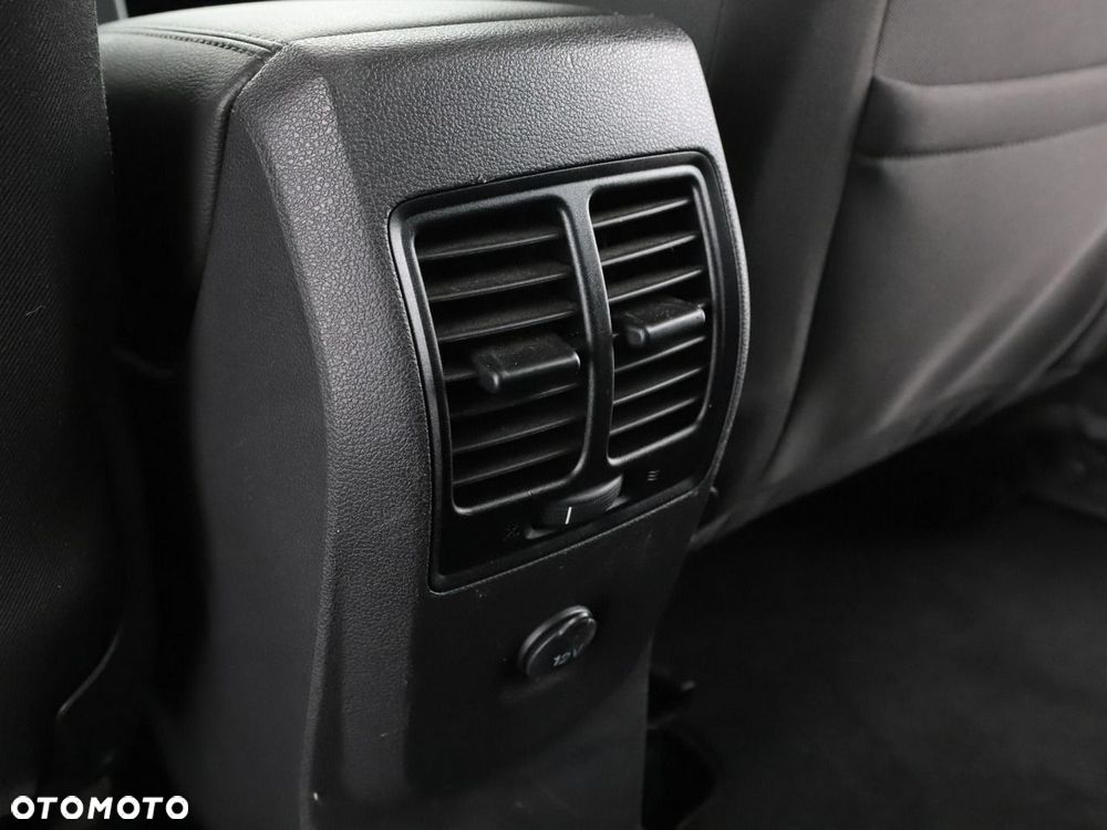 Ford Grand C-MAX 1.5 EcoBoost Start-Stopp-System Titanium - 32