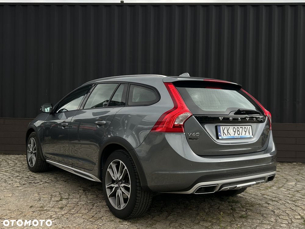 Volvo V40 Cross Country D3 Geartronic Momentum - 3