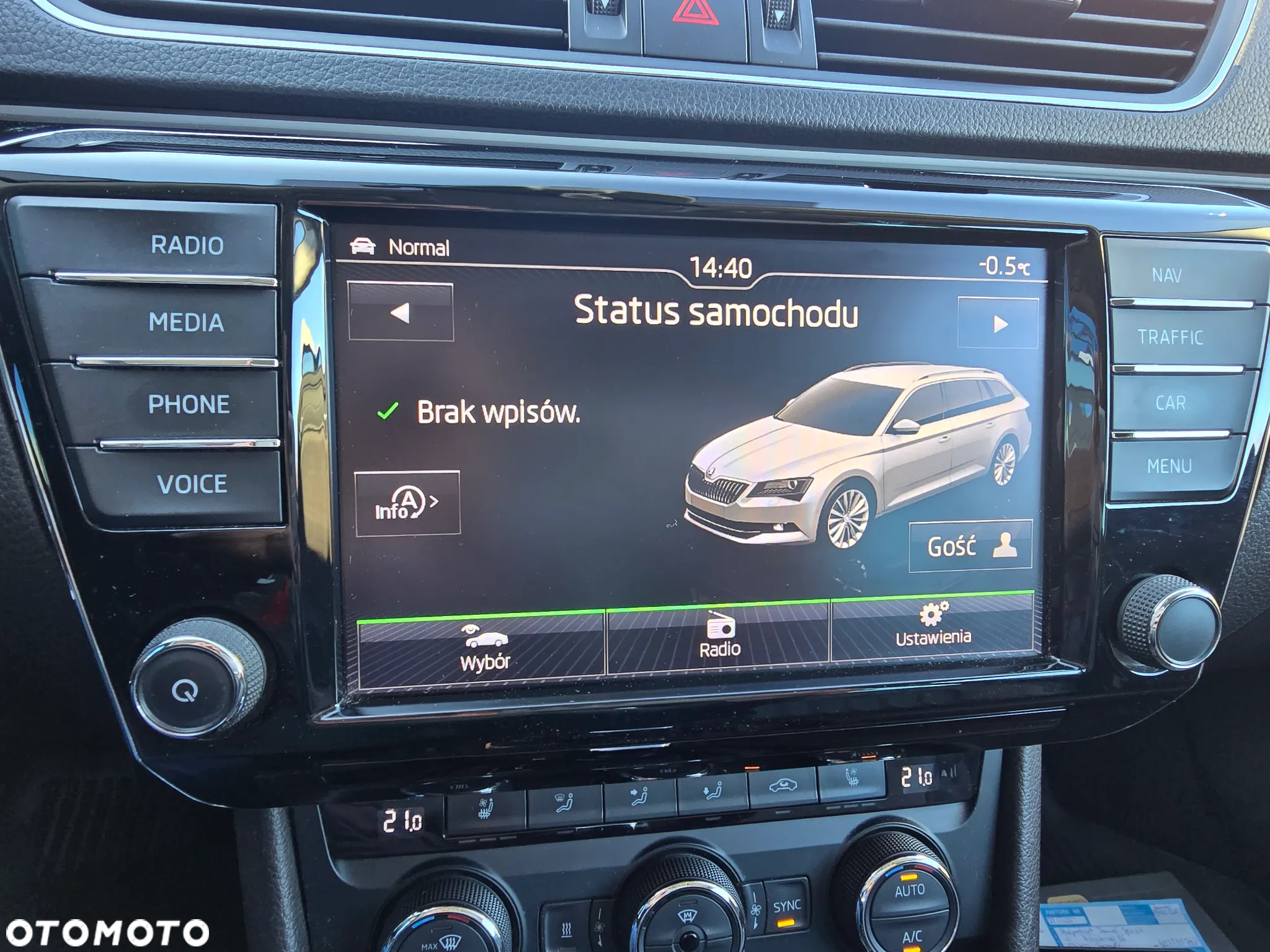 Skoda Superb 2.0 TDI 4x4 L&K DSG - 13