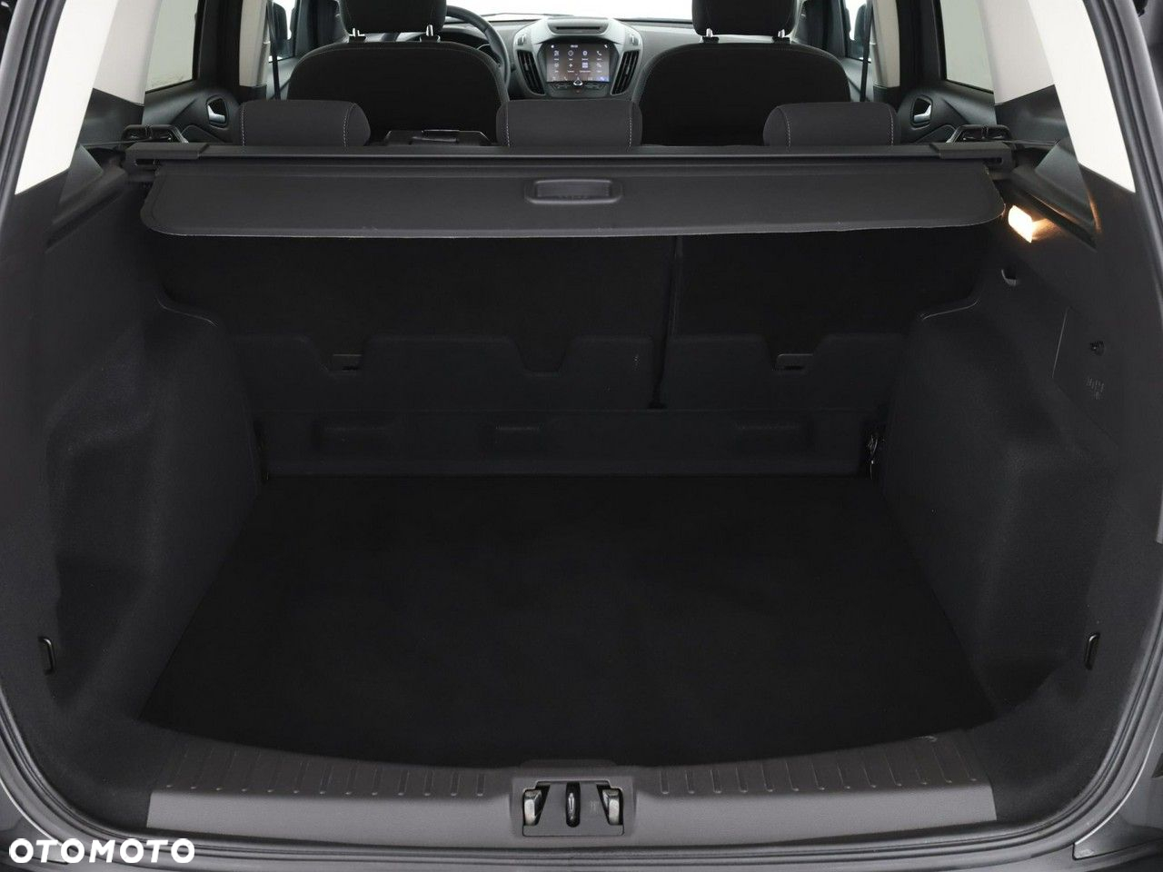 Ford Kuga 1.5 EcoBoost 2x4 Cool & Connect - 20