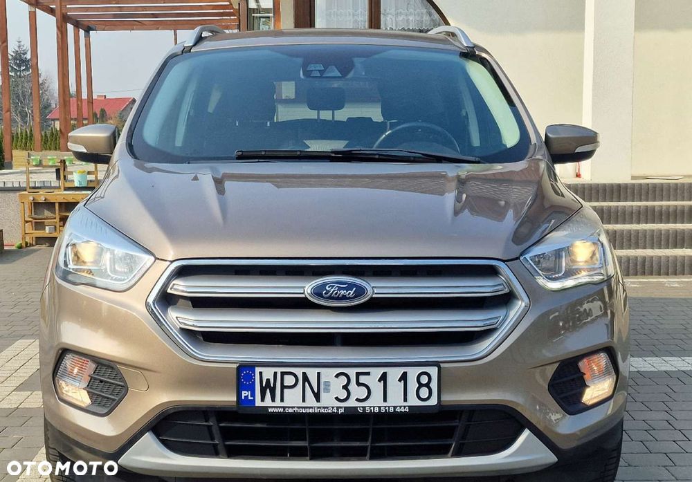 Ford Kuga - 9