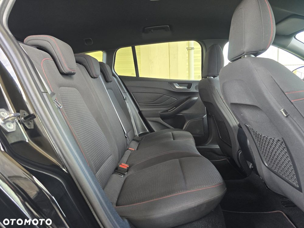 Ford Focus 1.5 EcoBlue SCR ST-Line - 21