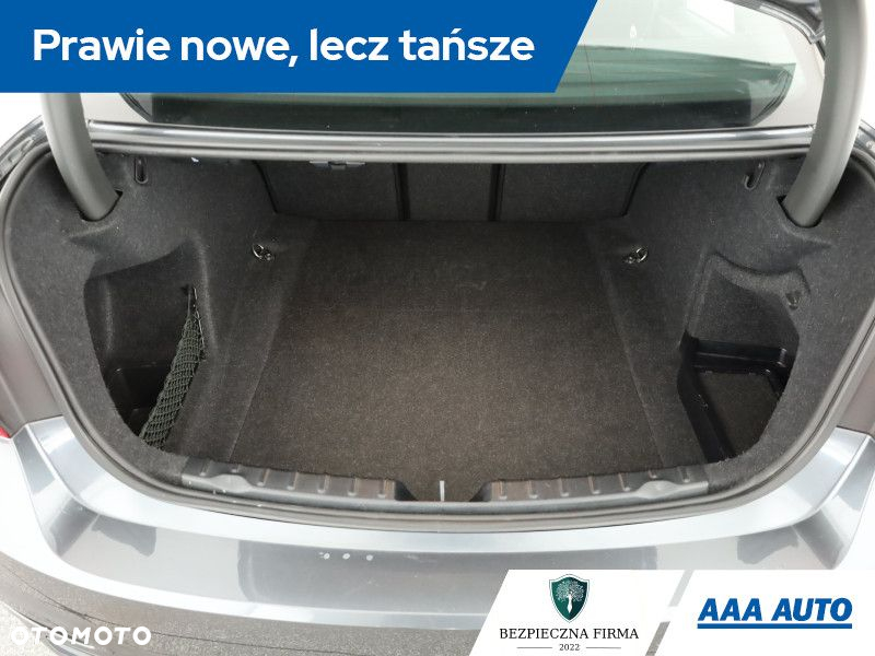 BMW Seria 3 - 12