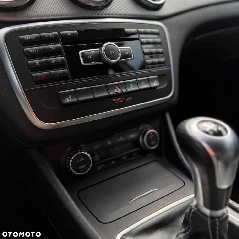 Mercedes-Benz GLA - 35