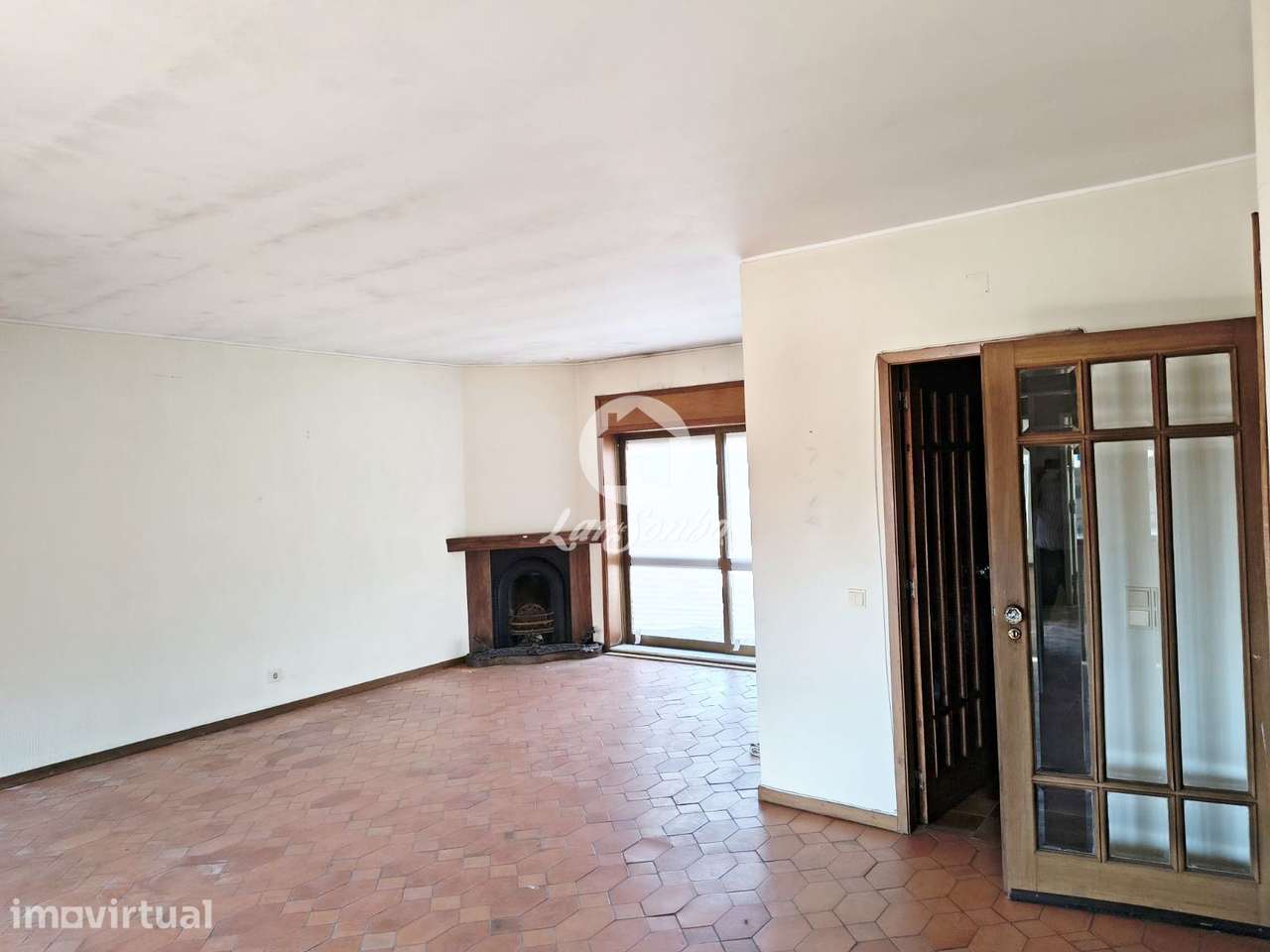 Apartamento T3 com terraço a 200m da praia da Póvoa - Grande imagem: 5/32