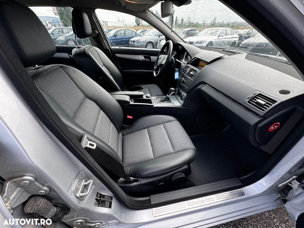 Mercedes-Benz C 180 T Kompressor Automatik BlueEFFICIENCY Elegance - 19
