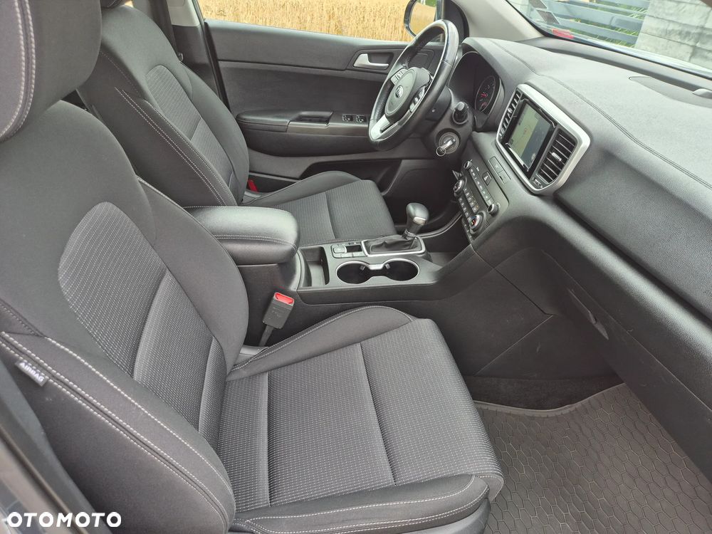 Kia Sportage 1.6 T-GDI 2WD DCT VISION - 19