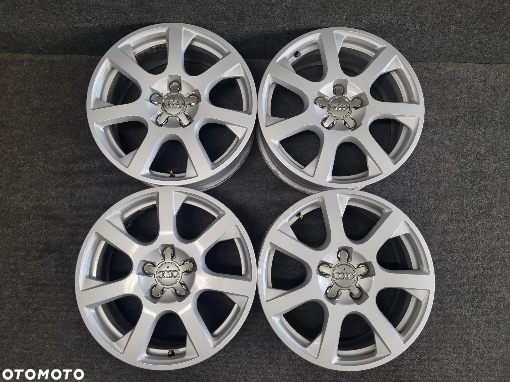 Alufelgi Audi Q5, A4 B8, B9, A3, Q3 17 cali 5x112 4szt. - 2
