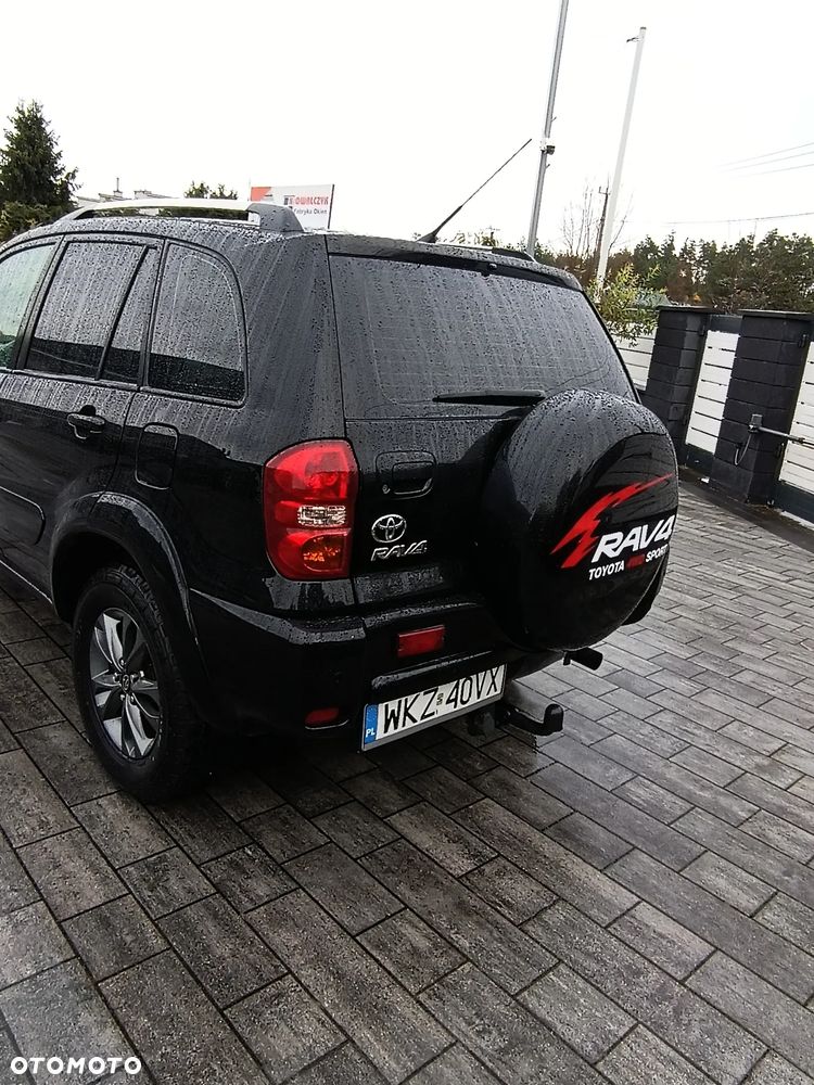 Toyota RAV4 2.0 D-4D 4x4 - 12