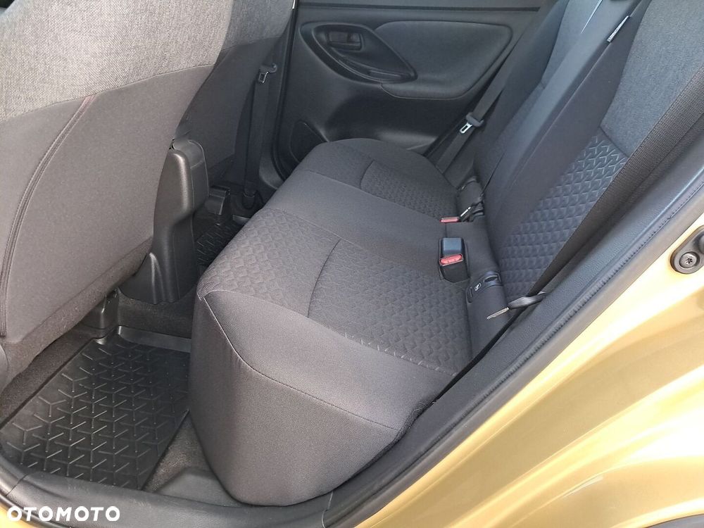 Toyota Yaris Cross 1.5 Comfort CVT - 13
