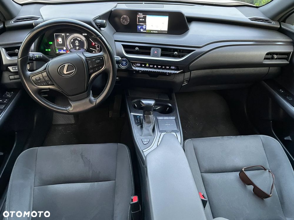 Lexus UX 250h F Sport 2WD - 9
