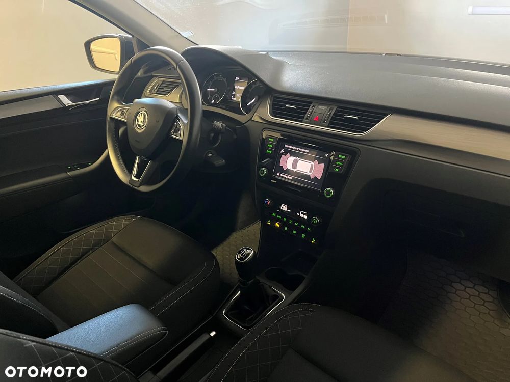 Skoda RAPID 1.0 TSI Style - 20