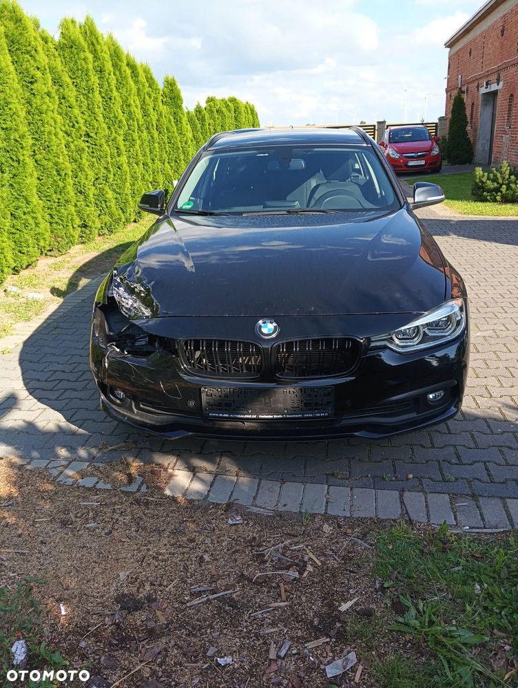 BMW Seria 3 318d - 11