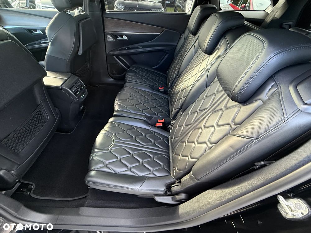 Peugeot 5008 1.6 PureTech GT Pack S&S EAT8 - 33