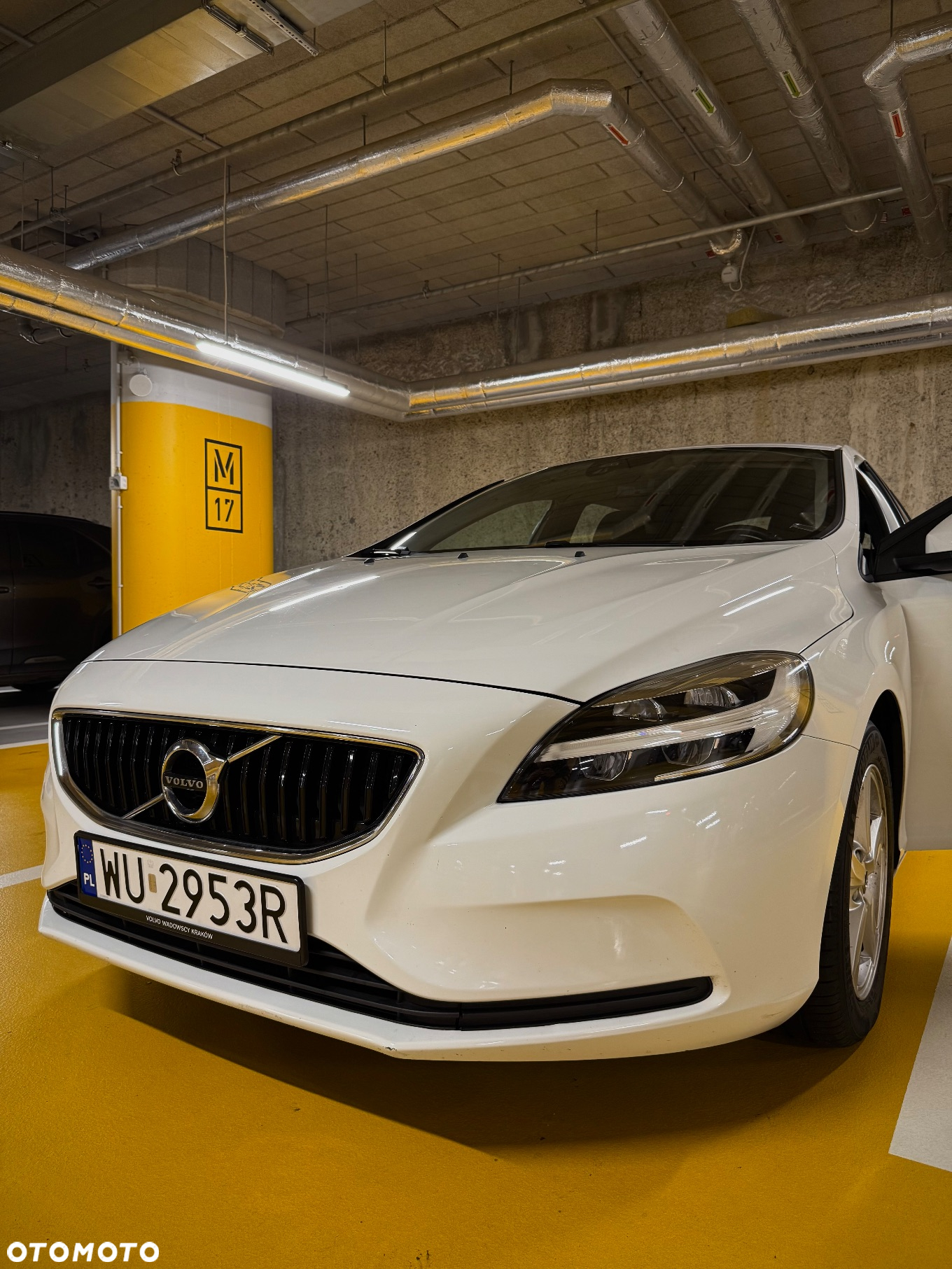 Volvo V40 T3 Drive-E Kinetic - 17