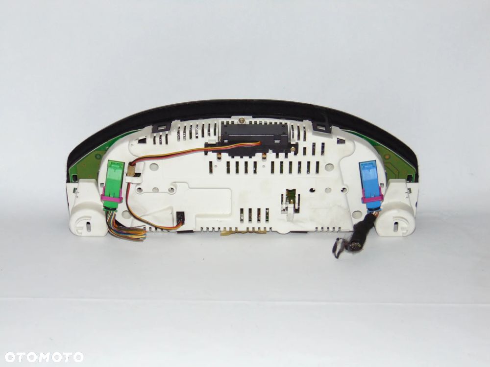 Licznik zegary 8D0920900B FIS Audi A4 B5 1.8 benzyna 97-01r - 8