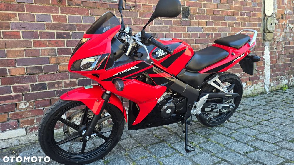 Honda CBR - 3