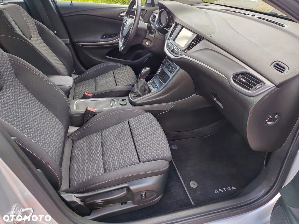 Opel Astra - 16