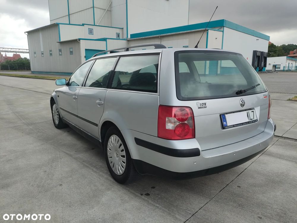 Volkswagen Passat Variant 1.9 TDI - 11