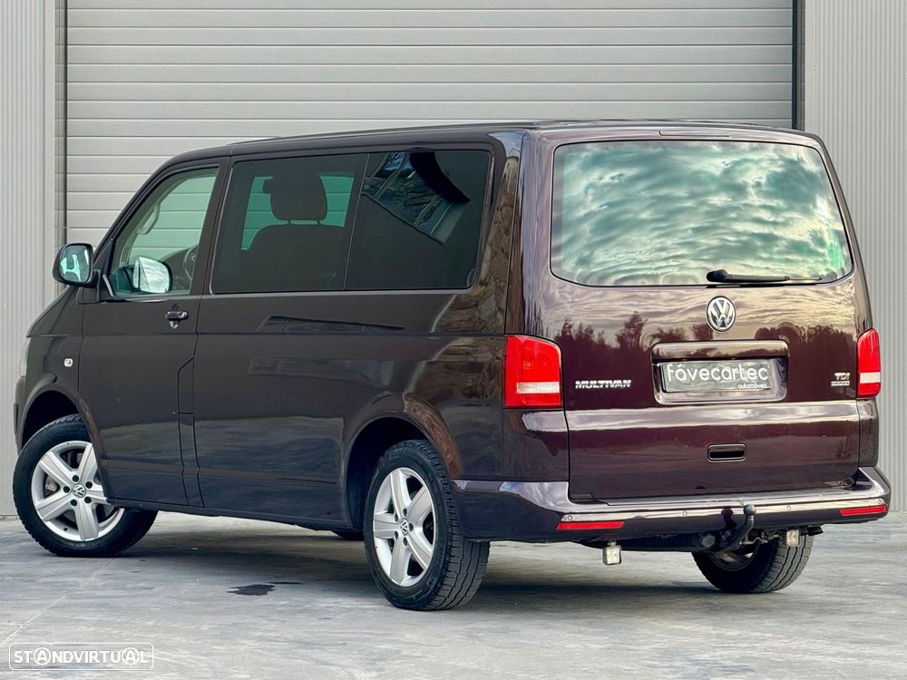 VW Multivan 2.0 TDi 180 Highline BlueMotion - 6