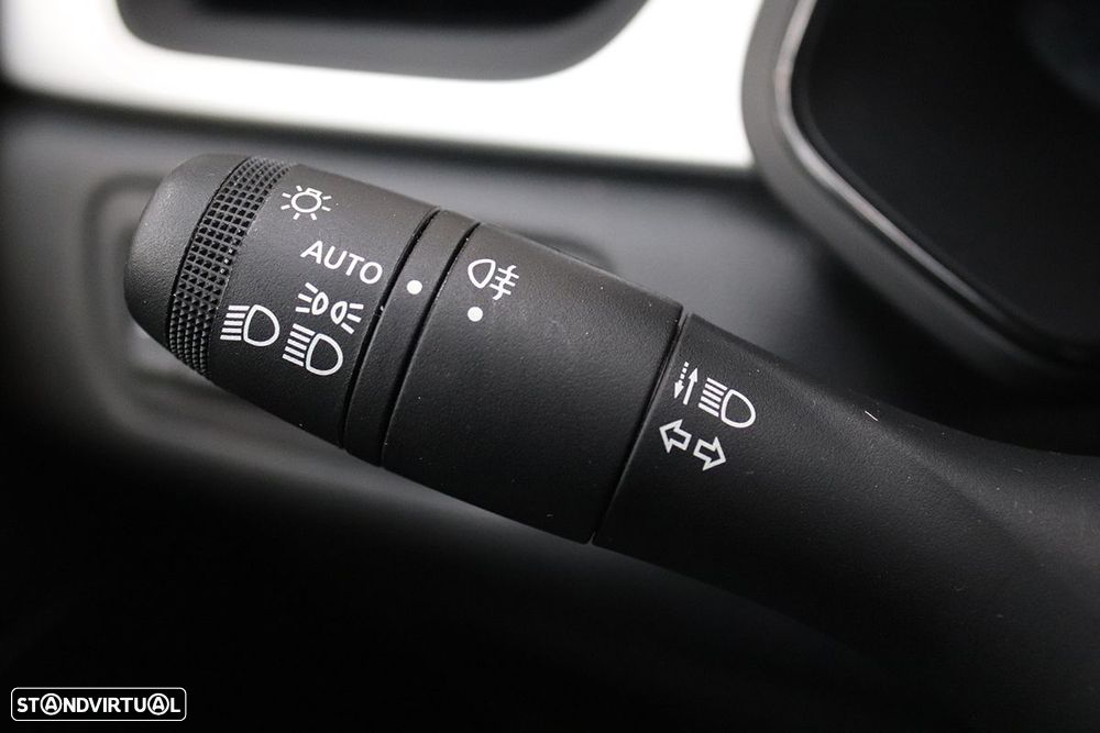 Renault Captur 1.0 TCe Techno Bi-Fuel - 17