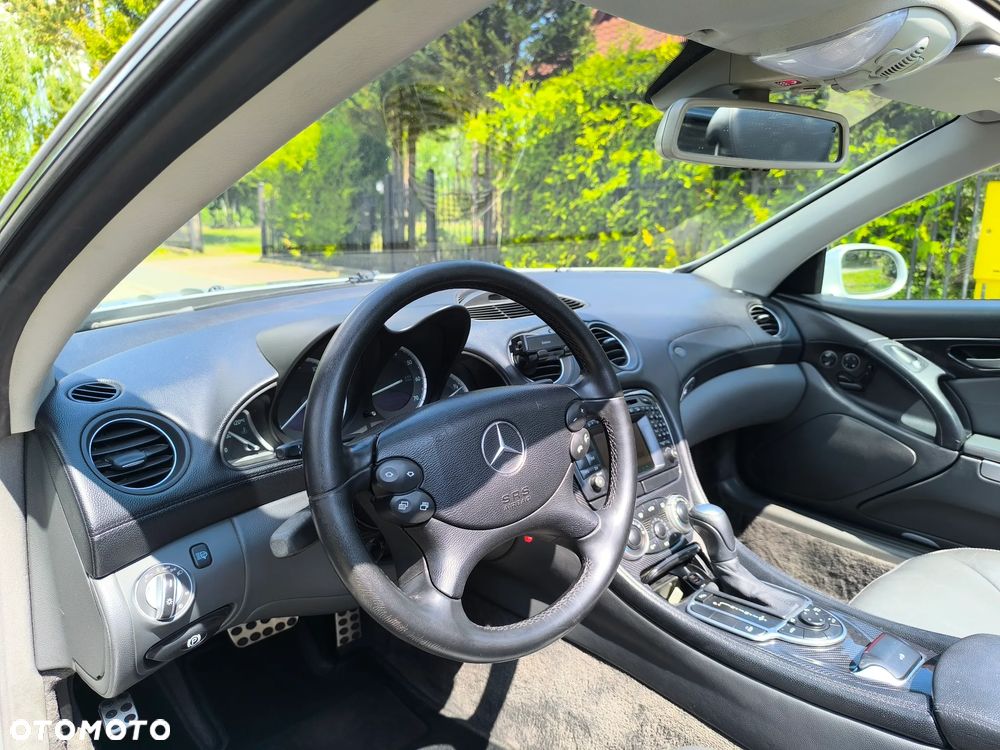 Mercedes-Benz SL 500 - 12