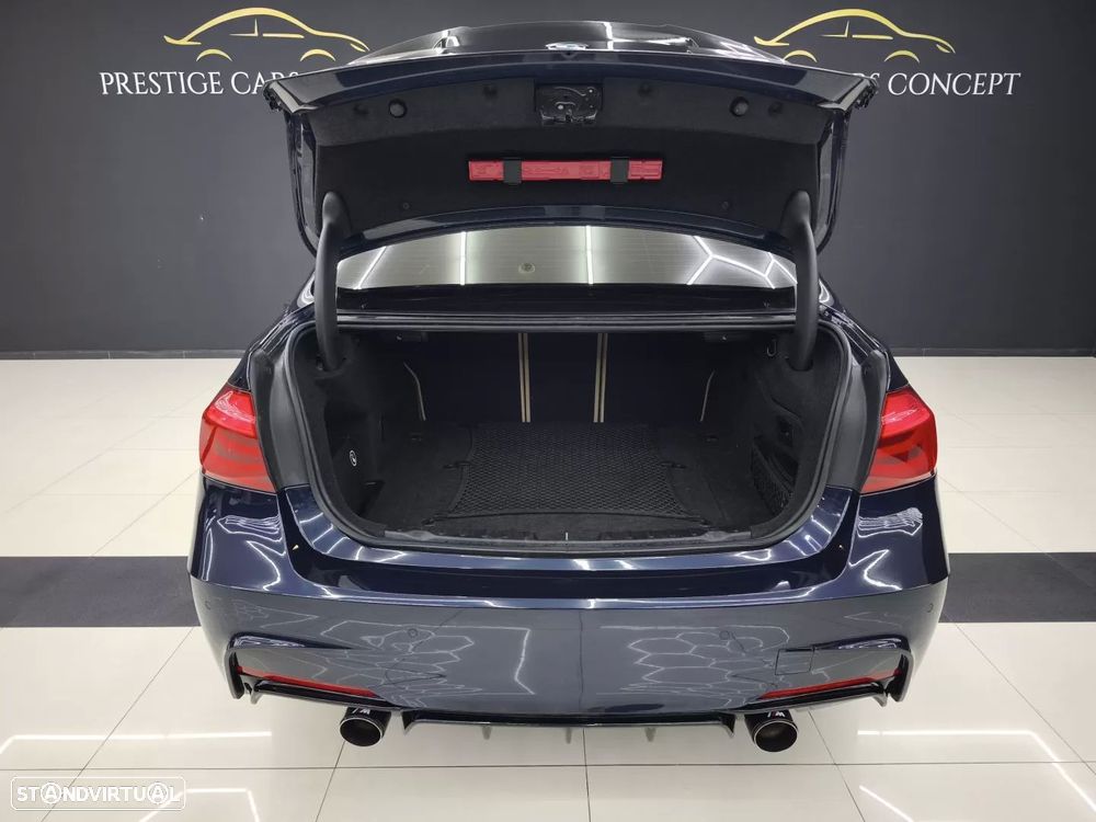 BMW 330 e iPerformance Line Luxury Purity - 13