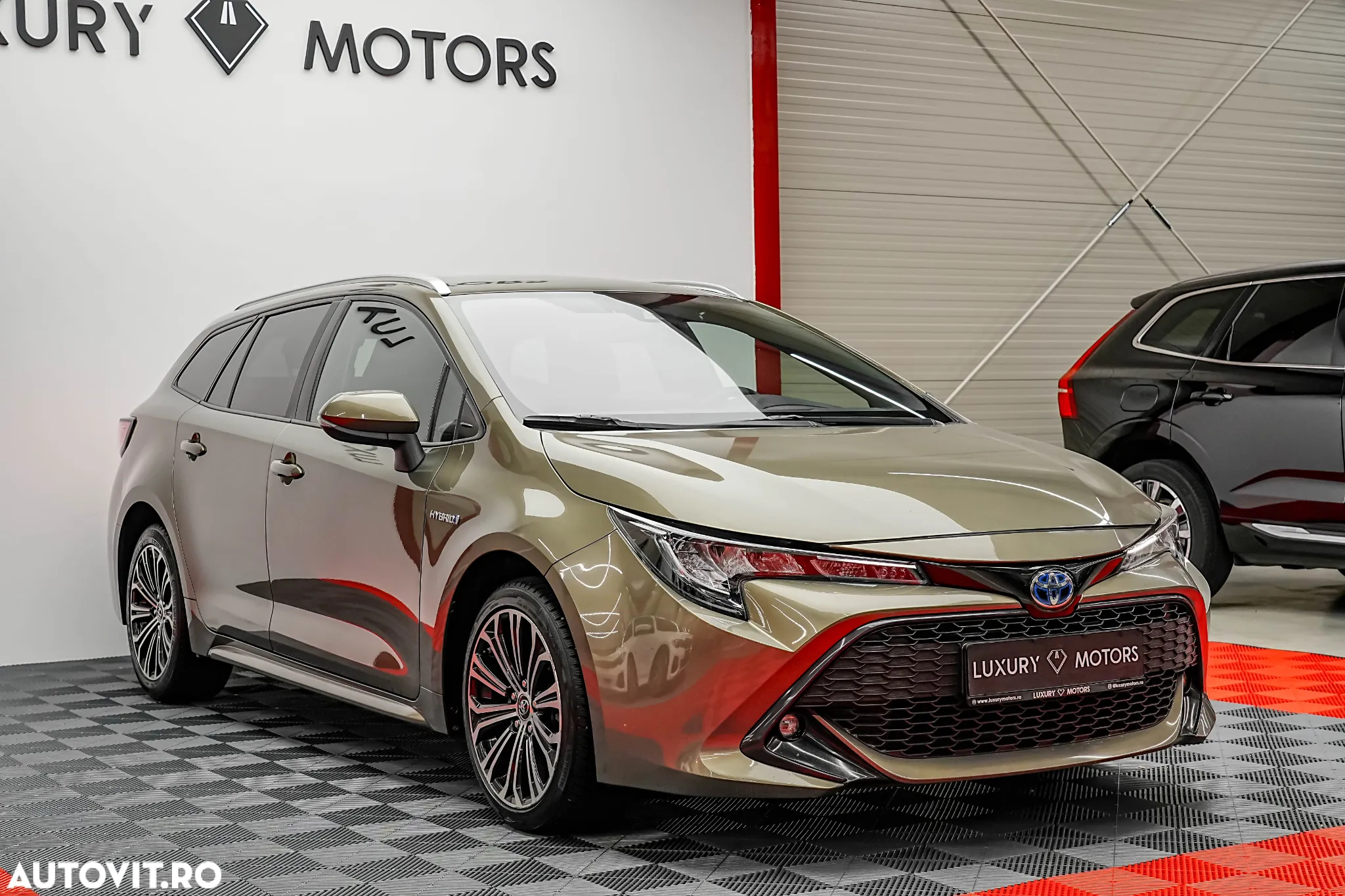 Toyota Corolla 1.8 Hybrid Touring Sports Business Edition - 4