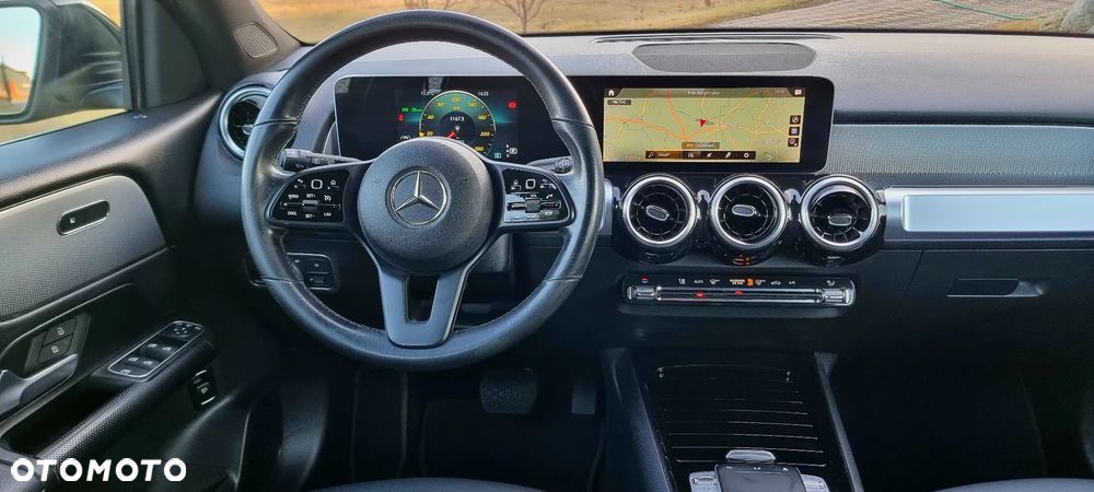 Mercedes-Benz GLB 200 Progressive 7G-DCT - 27