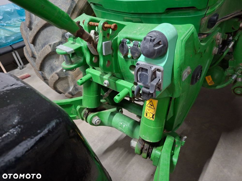 John Deere 6250 R 4X4 - 26