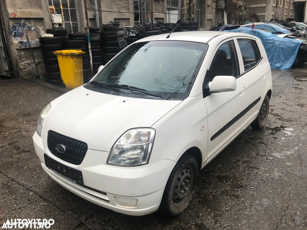 Aripa stanga/Aripa dreapta fata Kia Picanto 2006 alb