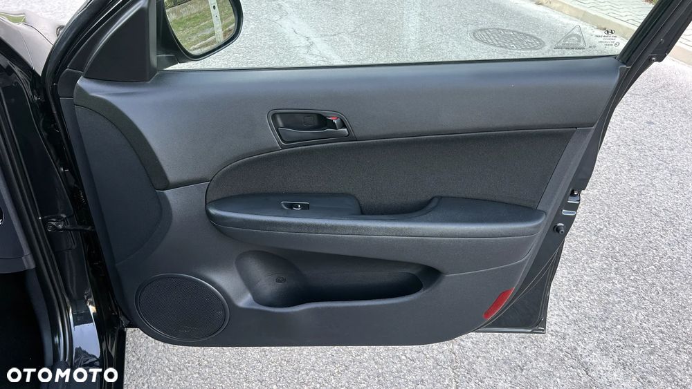Hyundai i30 i30cw 1.4 blue Comfort - 28
