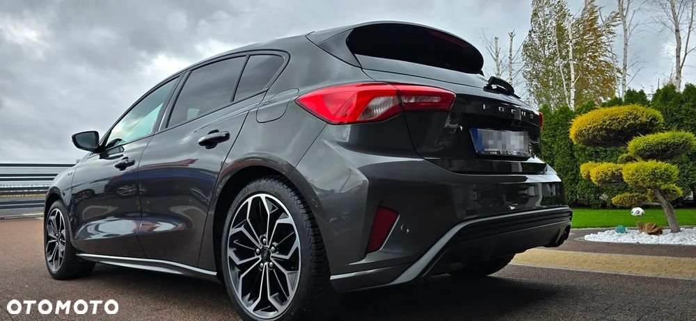 Ford Focus 1.5 EcoBoost ST-Line - 17