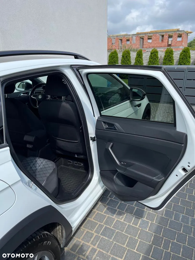 Volkswagen Taigo 1.0 TSI R-Line DSG - 23