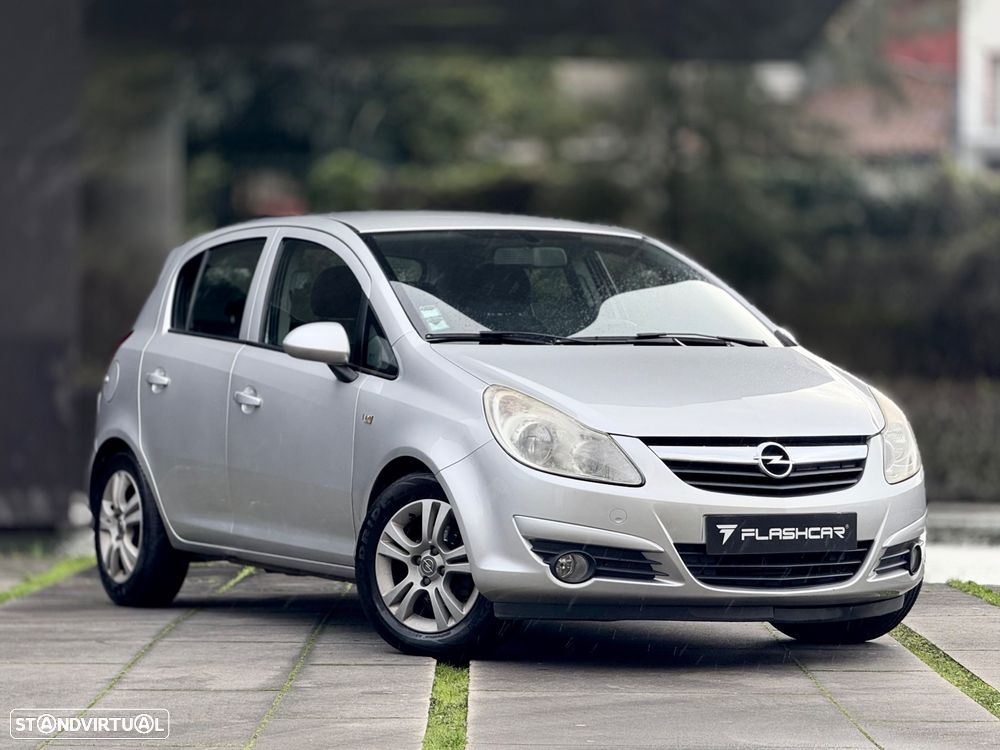 Opel Corsa 1.3 CDTI Enjoy EcoFLEX - 1