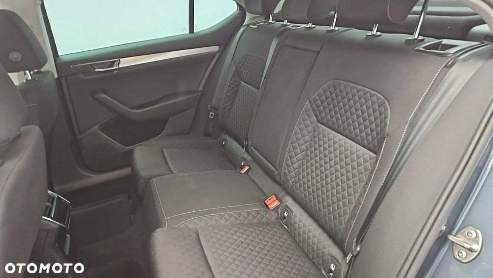 Skoda Superb 1.5 TSI Ambition - 22